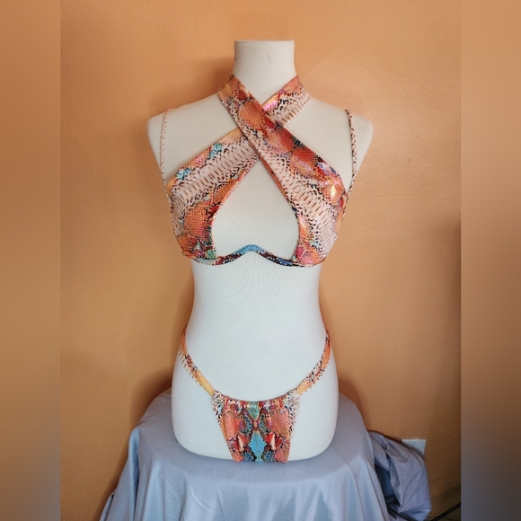 Snakeskin Print Criss Cross Underwire Tonga Bikini Size S - Picture 3 of 9